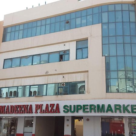 דובאי Brand New Boys Hostel 5 Min Walk From Burjuman Metro Station Exit-4 With All Brand New Furnishings & Free Facilities מראה חיצוני תמונה